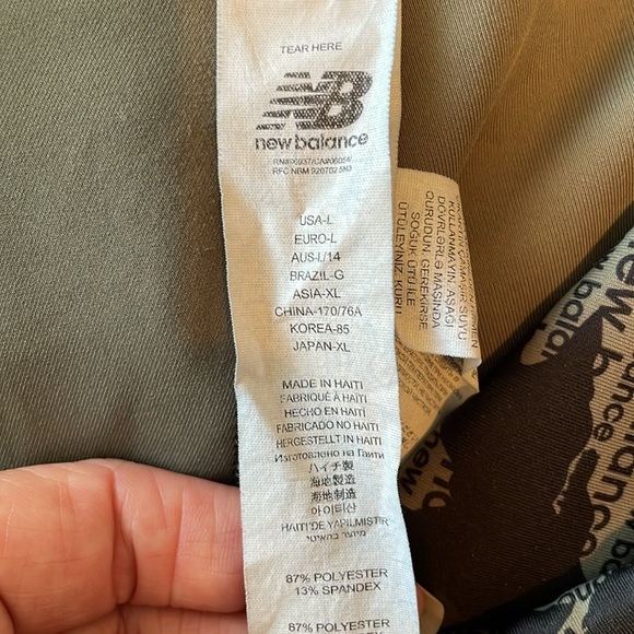 New Balance Core Tights Women Green Camo Print Large Nettle Green Pockets EUC - Picture 8 of 9